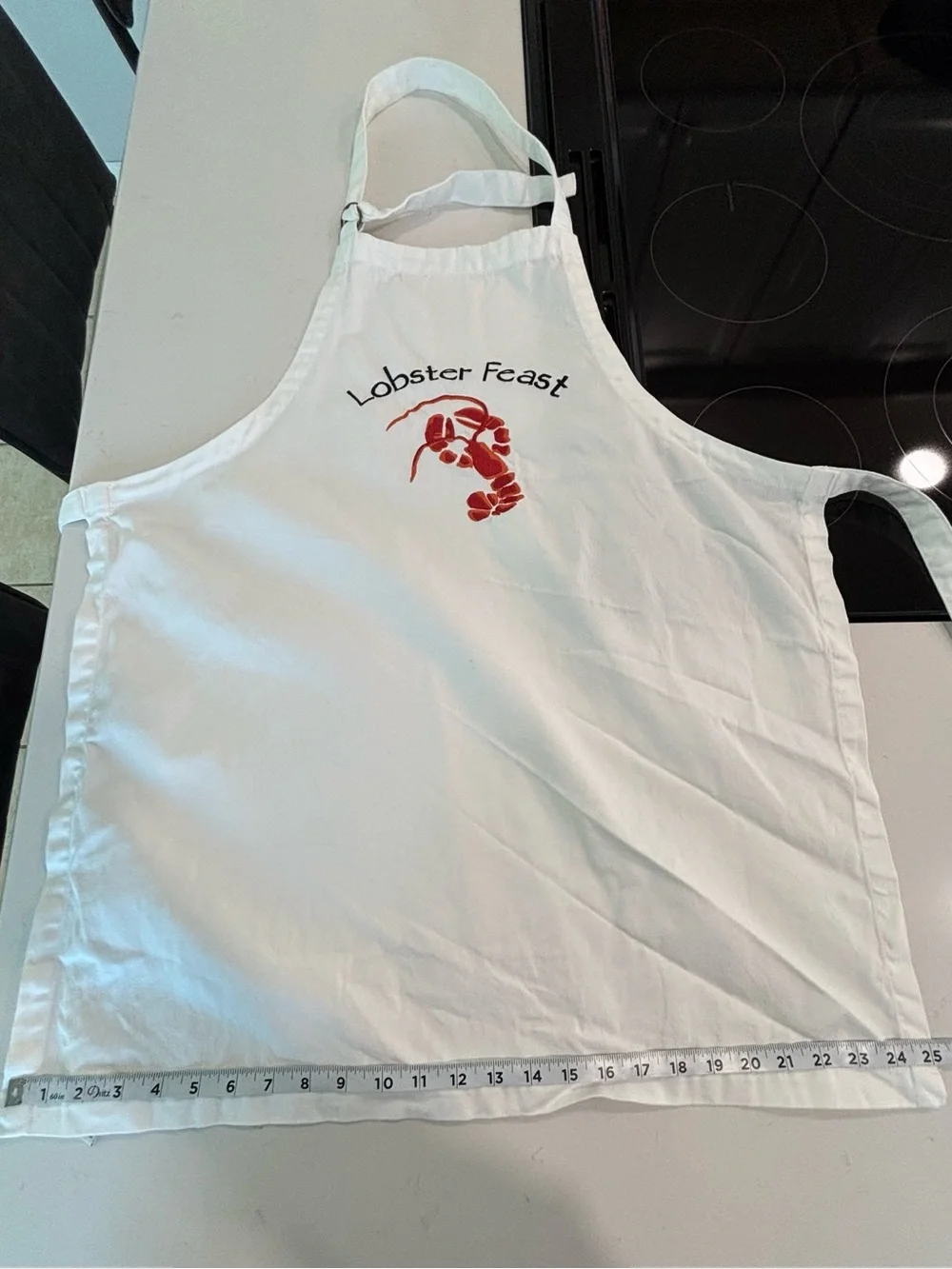 POTTERY BARN White w/ Red Lobster “Lobster Feast” Cotton Apron 30x25”